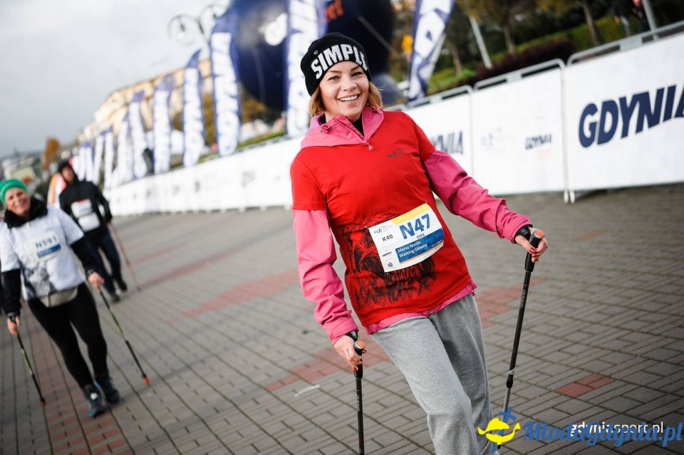 Marsz nordic walking - Bieg Niepodległości z PKO Bankiem Polskim 2017 (II)