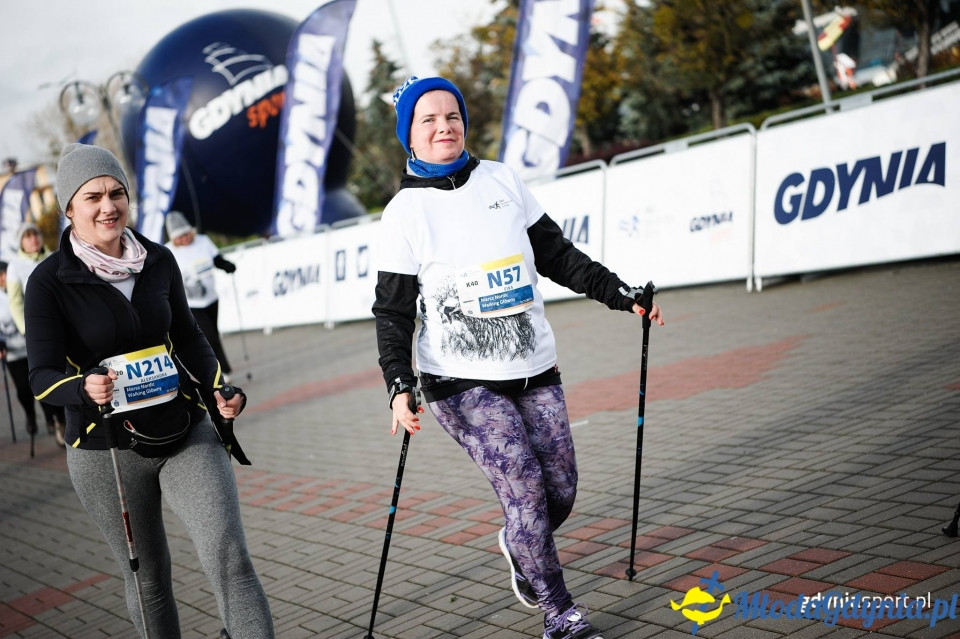 Marsz nordic walking - Bieg Niepodległości z PKO Bankiem Polskim 2017 (II)