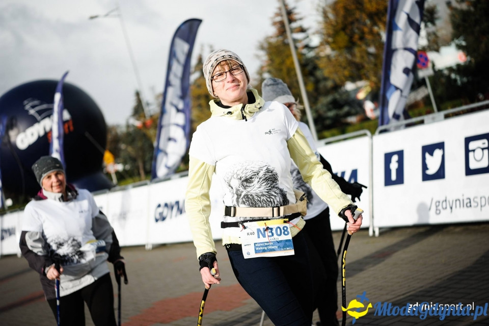 Marsz nordic walking - Bieg Niepodległości z PKO Bankiem Polskim 2017 (II)