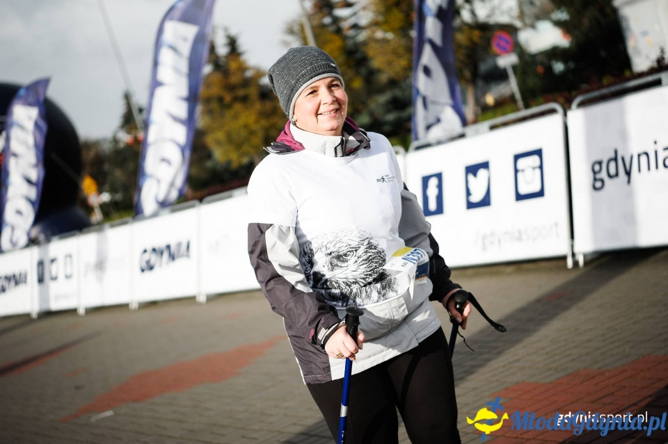 Marsz nordic walking - Bieg Niepodległości z PKO Bankiem Polskim 2017 (II)