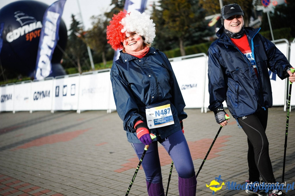 Marsz nordic walking - Bieg Niepodległości z PKO Bankiem Polskim 2017 (II)