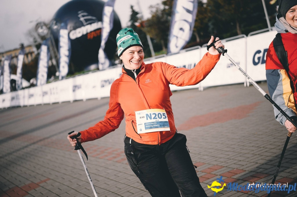 Marsz nordic walking - Bieg Niepodległości z PKO Bankiem Polskim 2017 (II)