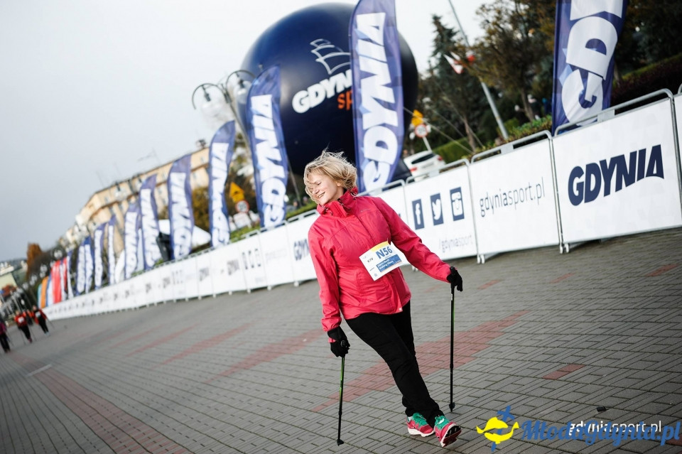 Marsz nordic walking - Bieg Niepodległości z PKO Bankiem Polskim 2017 (II)