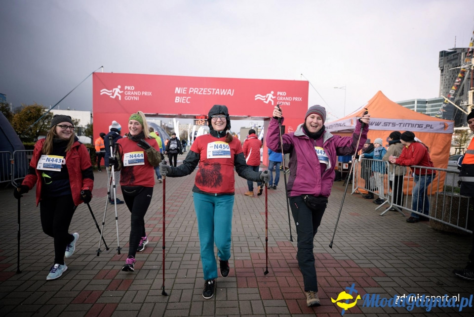 Marsz nordic walking - Bieg Niepodległości z PKO Bankiem Polskim 2017 (II)