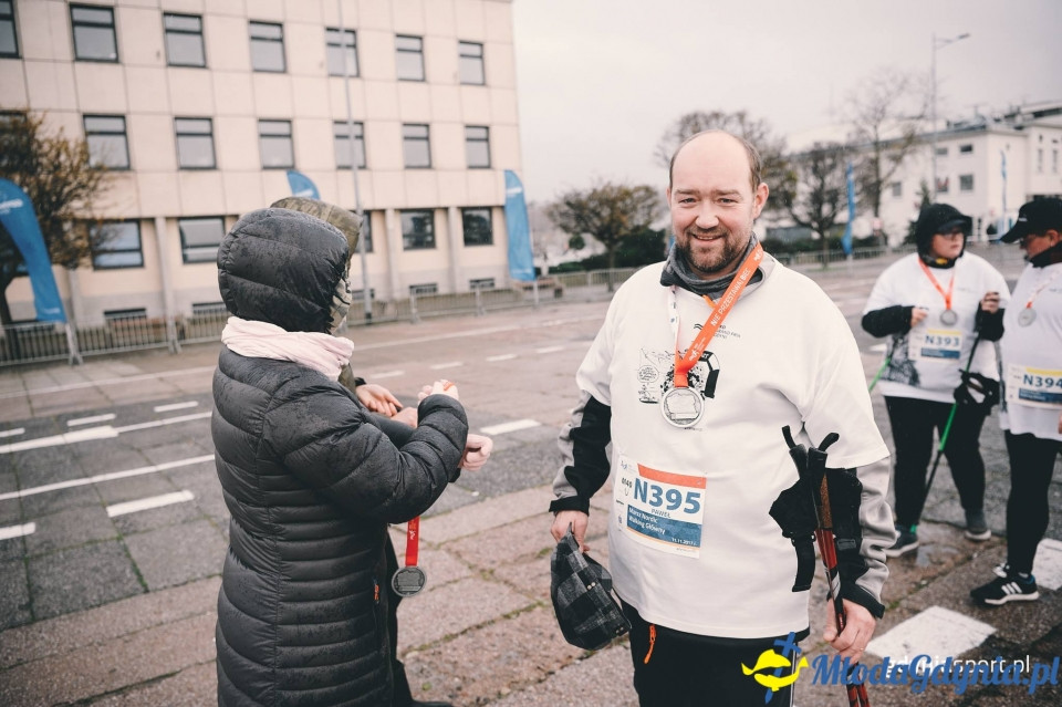 Marsz nordic walking - Bieg Niepodległości z PKO Bankiem Polskim 2017 (II)