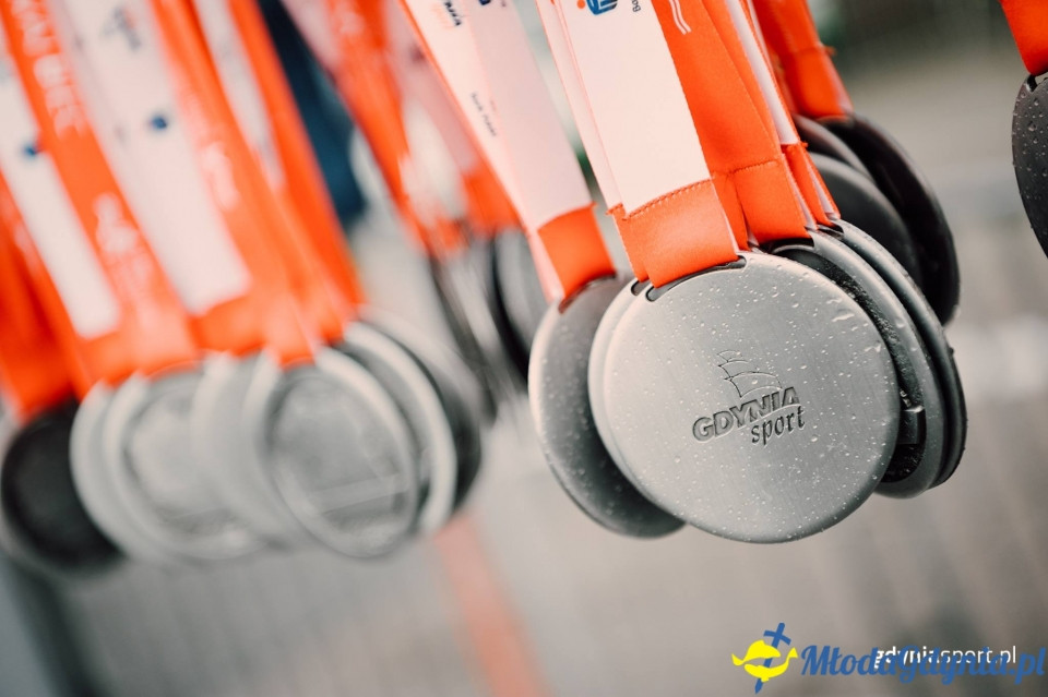 Marsz nordic walking - Bieg Niepodległości z PKO Bankiem Polskim 2017 (II)