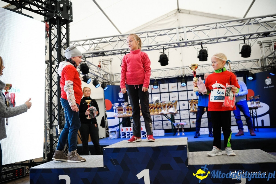 Marsz nordic walking - Bieg Niepodległości z PKO Bankiem Polskim 2017 (II)