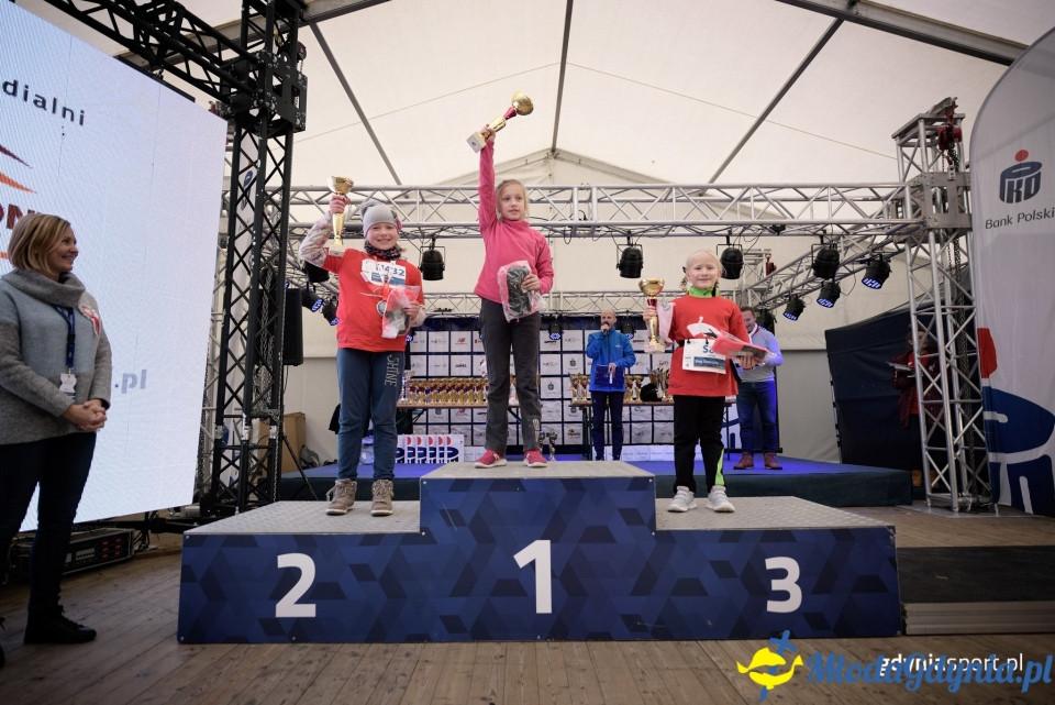 Marsz nordic walking - Bieg Niepodległości z PKO Bankiem Polskim 2017 (II)