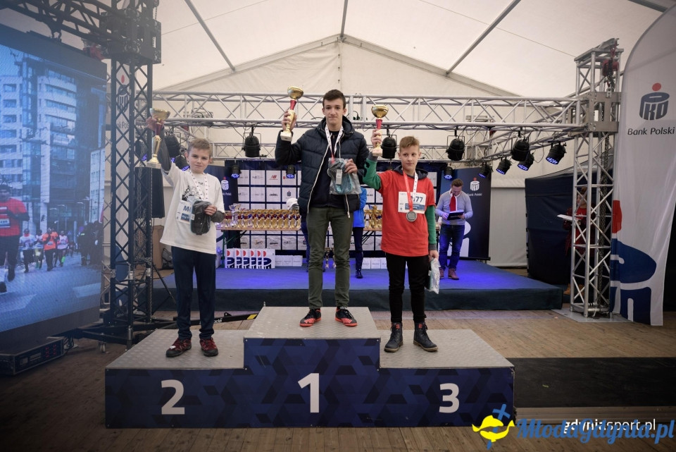 Marsz nordic walking - Bieg Niepodległości z PKO Bankiem Polskim 2017 (II)