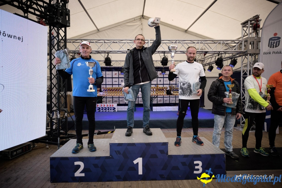 Marsz nordic walking - Bieg Niepodległości z PKO Bankiem Polskim 2017 (II)