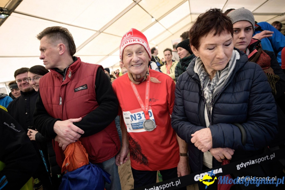 Marsz nordic walking - Bieg Niepodległości z PKO Bankiem Polskim 2017 (II)