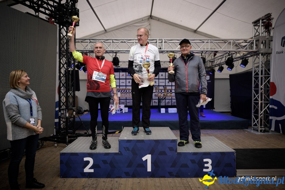 Marsz nordic walking - Bieg Niepodległości z PKO Bankiem Polskim 2017 (II)