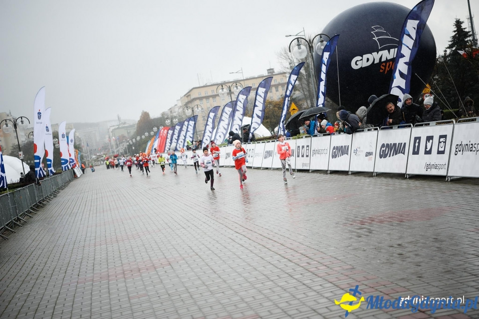 Starty młodzieżowe - Bieg Niepodległości z PKO Bankiem Polskim 2017 (I)