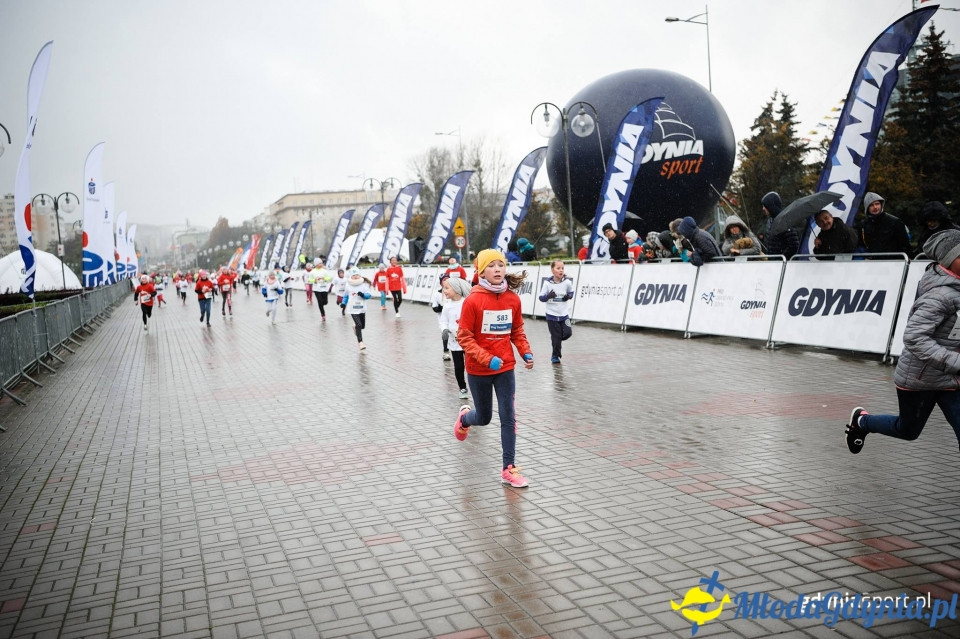 Starty młodzieżowe - Bieg Niepodległości z PKO Bankiem Polskim 2017 (I)