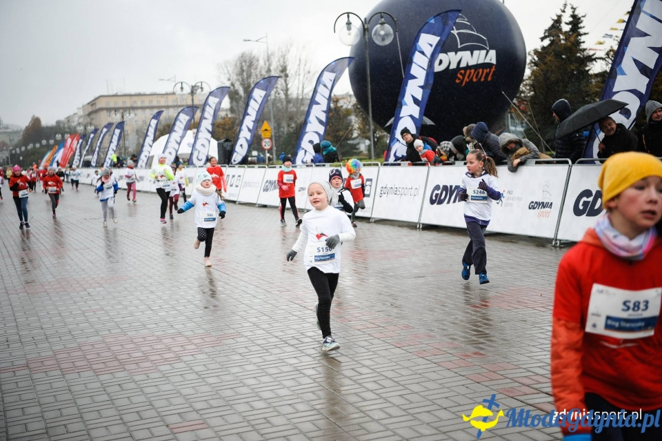 Starty młodzieżowe - Bieg Niepodległości z PKO Bankiem Polskim 2017 (I)