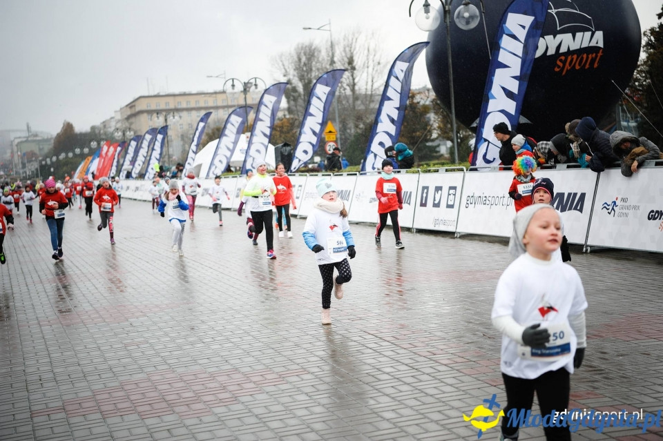 Starty młodzieżowe - Bieg Niepodległości z PKO Bankiem Polskim 2017 (I)