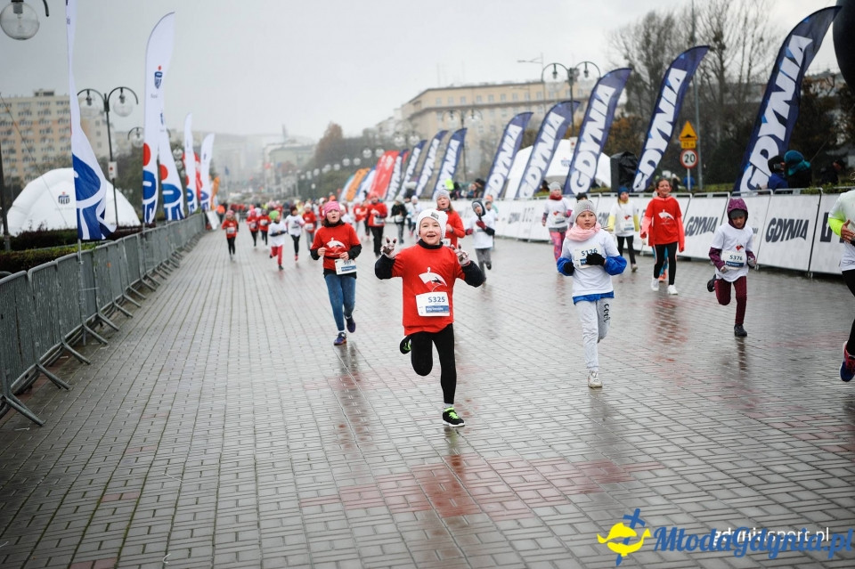 Starty młodzieżowe - Bieg Niepodległości z PKO Bankiem Polskim 2017 (I)