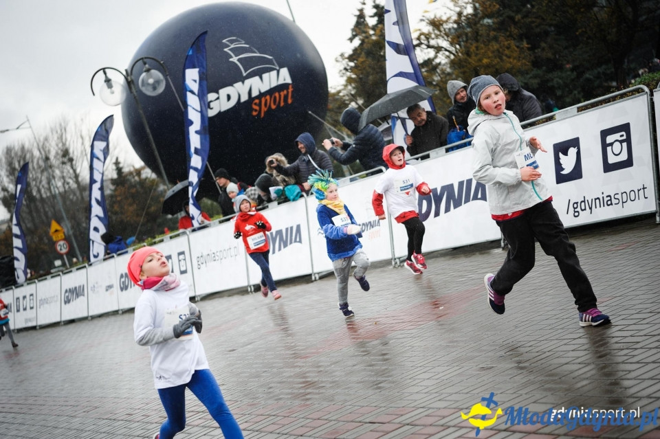 Starty młodzieżowe - Bieg Niepodległości z PKO Bankiem Polskim 2017 (I)