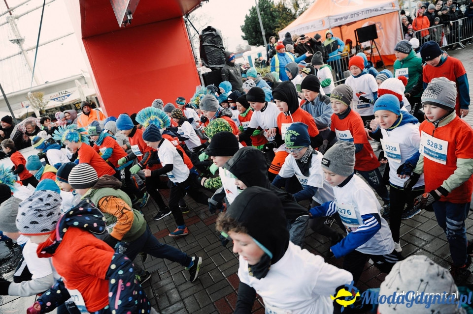 Starty młodzieżowe - Bieg Niepodległości z PKO Bankiem Polskim 2017 (I)