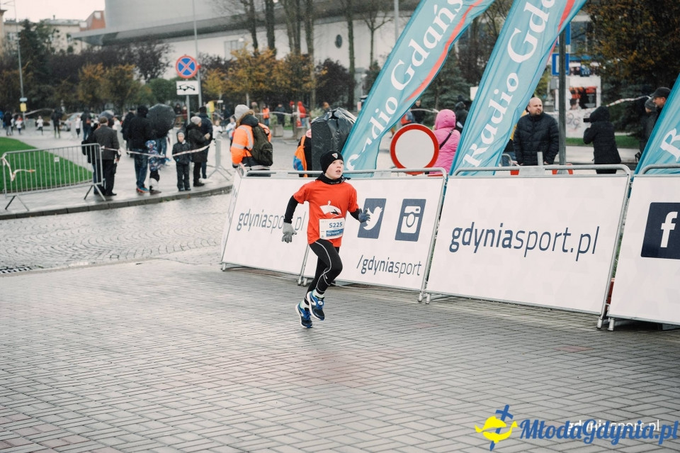 Starty młodzieżowe - Bieg Niepodległości z PKO Bankiem Polskim 2017 (I)