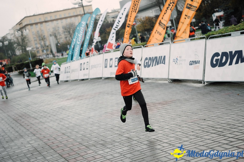 Starty młodzieżowe - Bieg Niepodległości z PKO Bankiem Polskim 2017 (I)