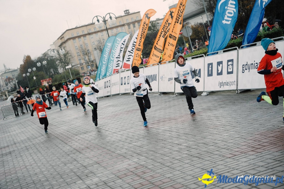 Starty młodzieżowe - Bieg Niepodległości z PKO Bankiem Polskim 2017 (I)