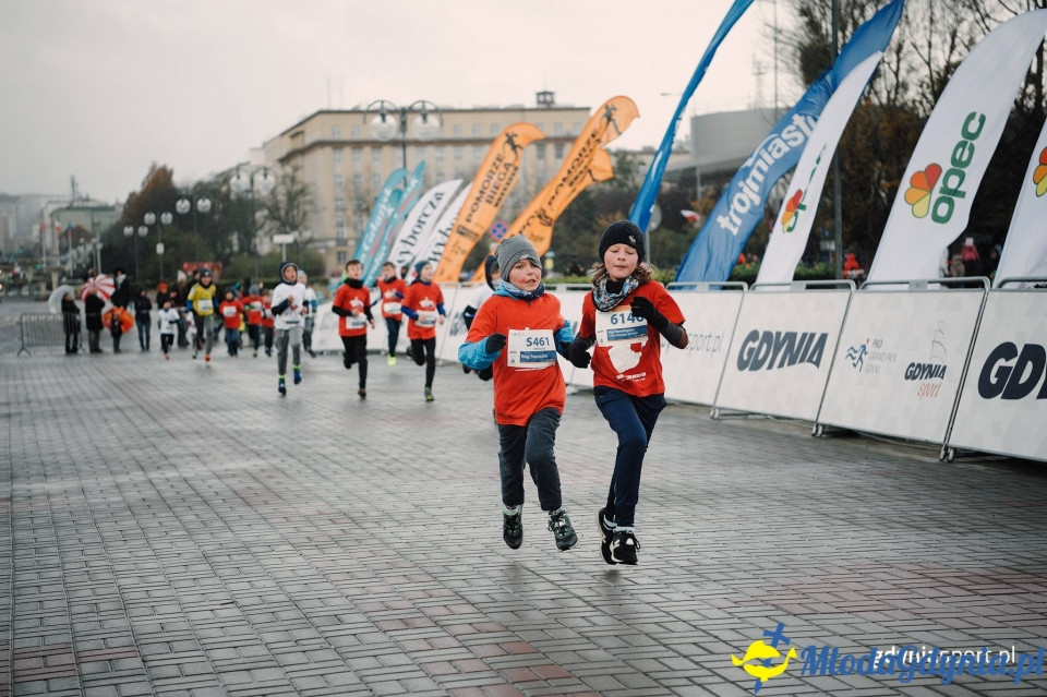Starty młodzieżowe - Bieg Niepodległości z PKO Bankiem Polskim 2017 (I)