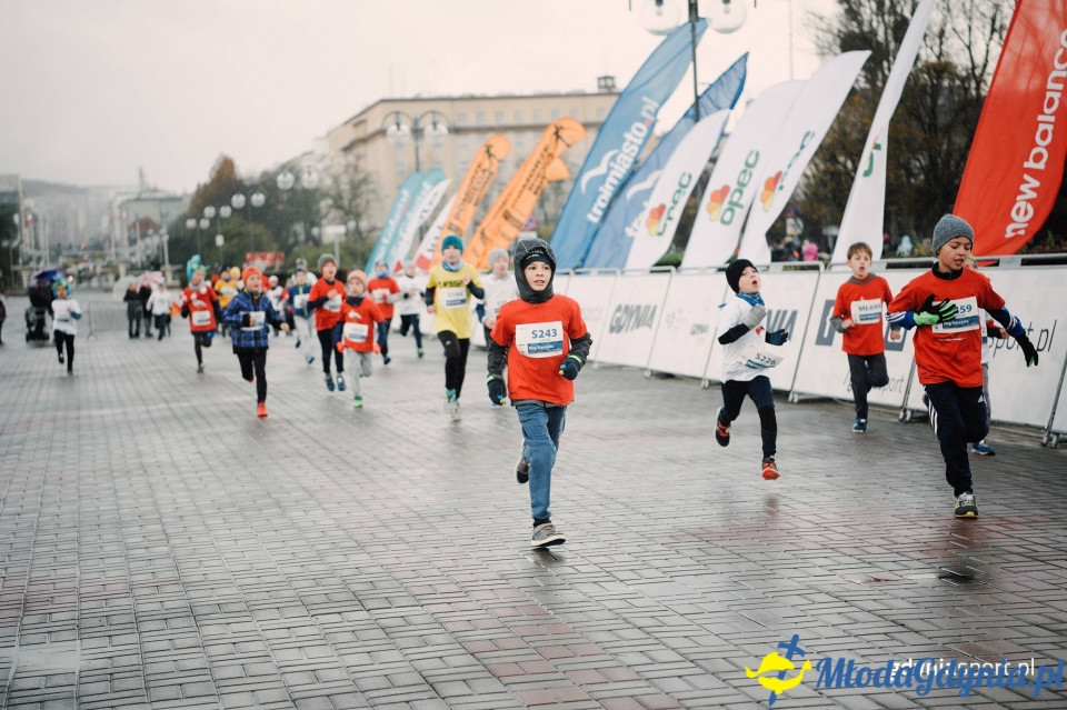 Starty młodzieżowe - Bieg Niepodległości z PKO Bankiem Polskim 2017 (I)