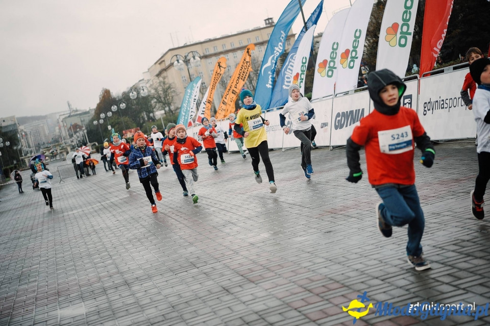 Starty młodzieżowe - Bieg Niepodległości z PKO Bankiem Polskim 2017 (I)