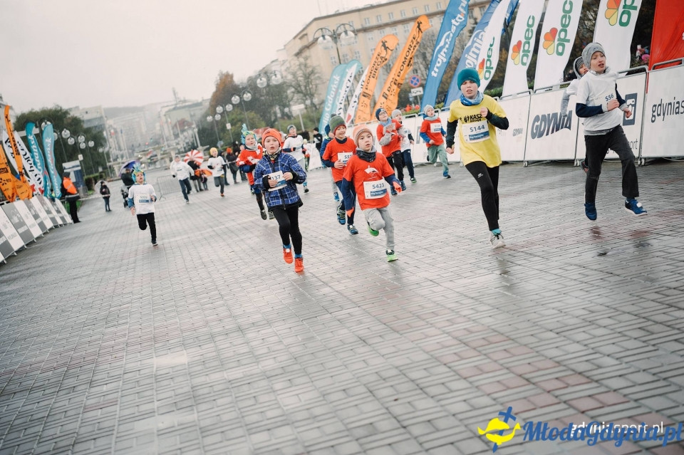 Starty młodzieżowe - Bieg Niepodległości z PKO Bankiem Polskim 2017 (I)