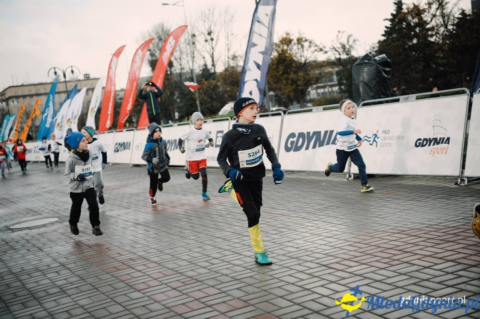 Starty młodzieżowe - Bieg Niepodległości z PKO Bankiem Polskim 2017 (I)