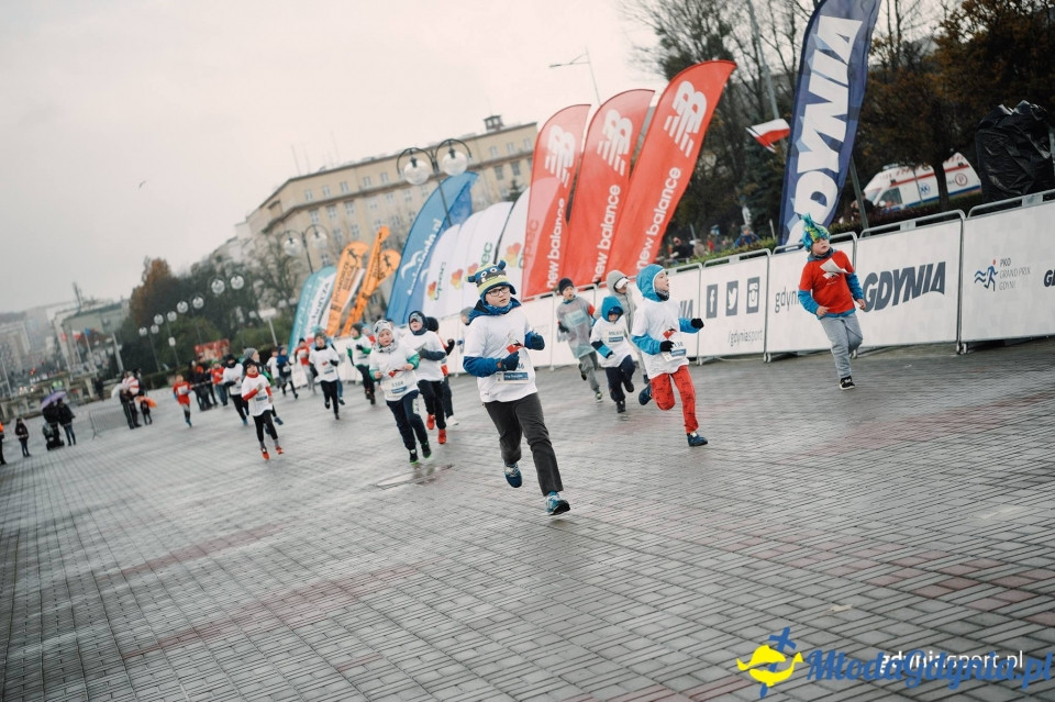 Starty młodzieżowe - Bieg Niepodległości z PKO Bankiem Polskim 2017 (I)