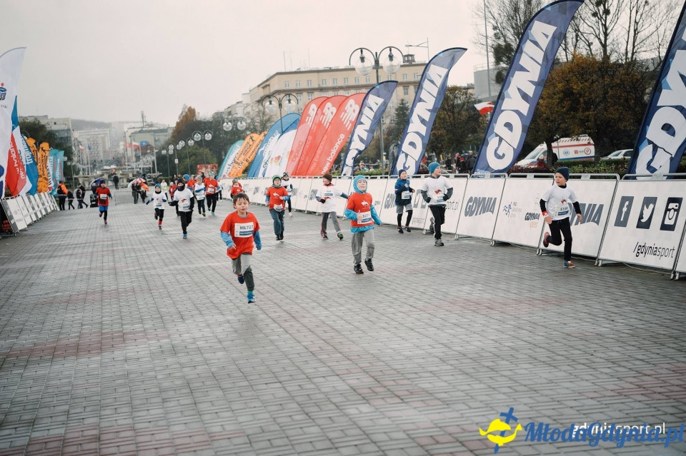 Starty młodzieżowe - Bieg Niepodległości z PKO Bankiem Polskim 2017 (I)