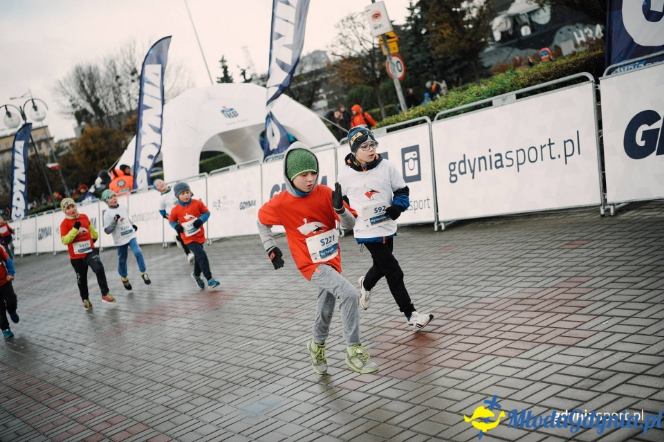 Starty młodzieżowe - Bieg Niepodległości z PKO Bankiem Polskim 2017 (I)