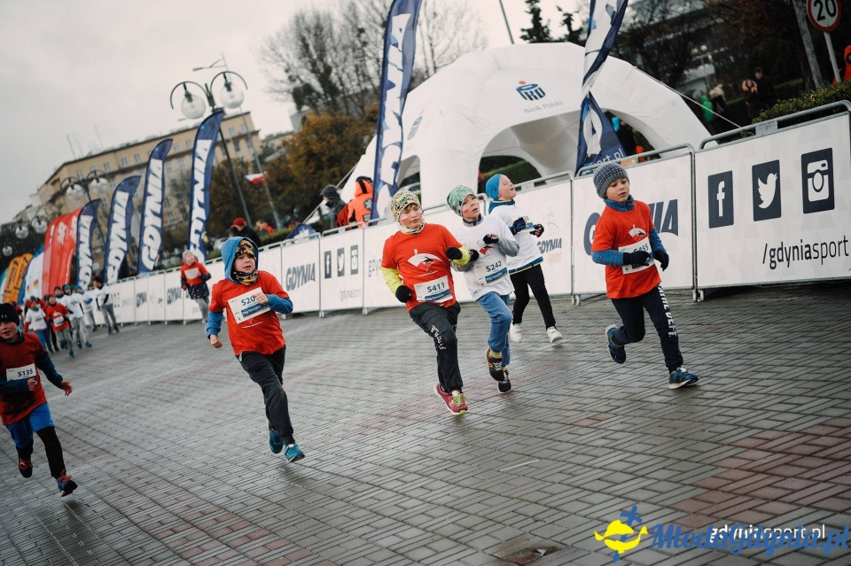 Starty młodzieżowe - Bieg Niepodległości z PKO Bankiem Polskim 2017 (I)