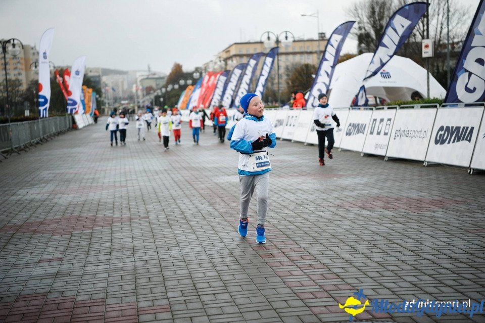 Starty młodzieżowe - Bieg Niepodległości z PKO Bankiem Polskim 2017 (I)