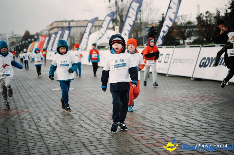 Starty młodzieżowe - Bieg Niepodległości z PKO Bankiem Polskim 2017 (I)