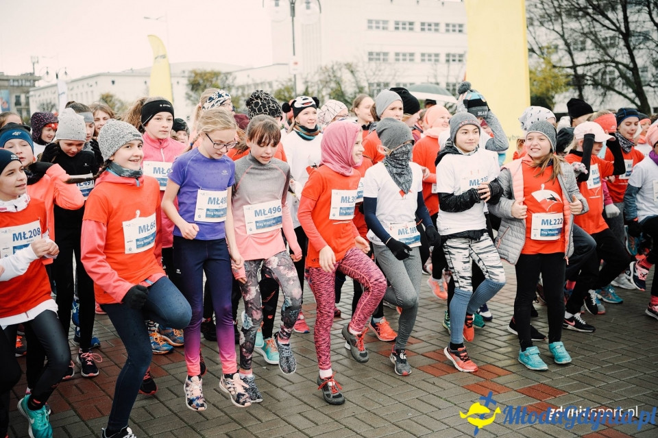 Starty młodzieżowe - Bieg Niepodległości z PKO Bankiem Polskim 2017 (I)