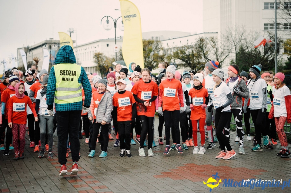 Starty młodzieżowe - Bieg Niepodległości z PKO Bankiem Polskim 2017 (I)