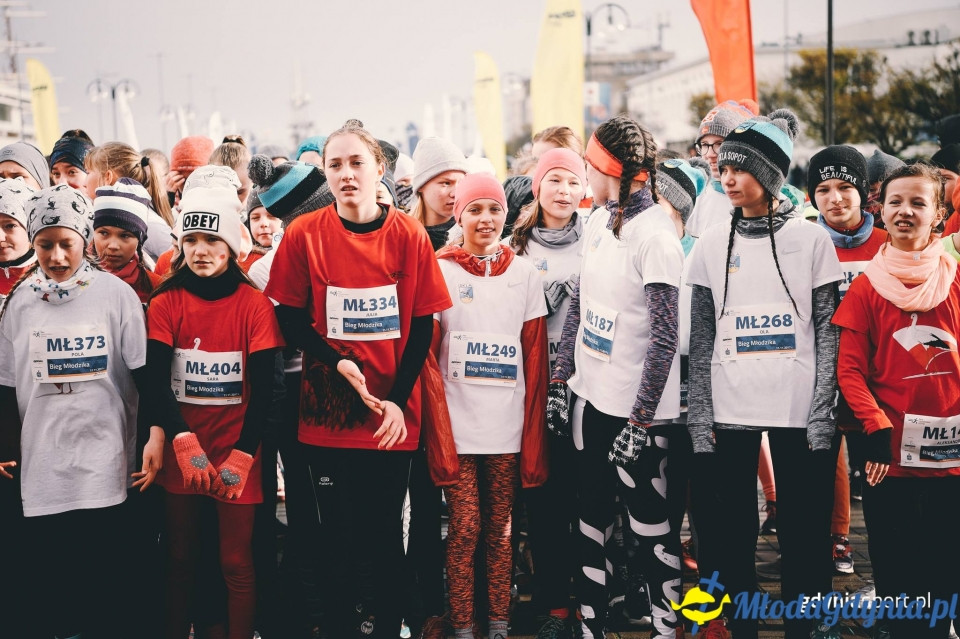 Starty młodzieżowe - Bieg Niepodległości z PKO Bankiem Polskim 2017 (I)