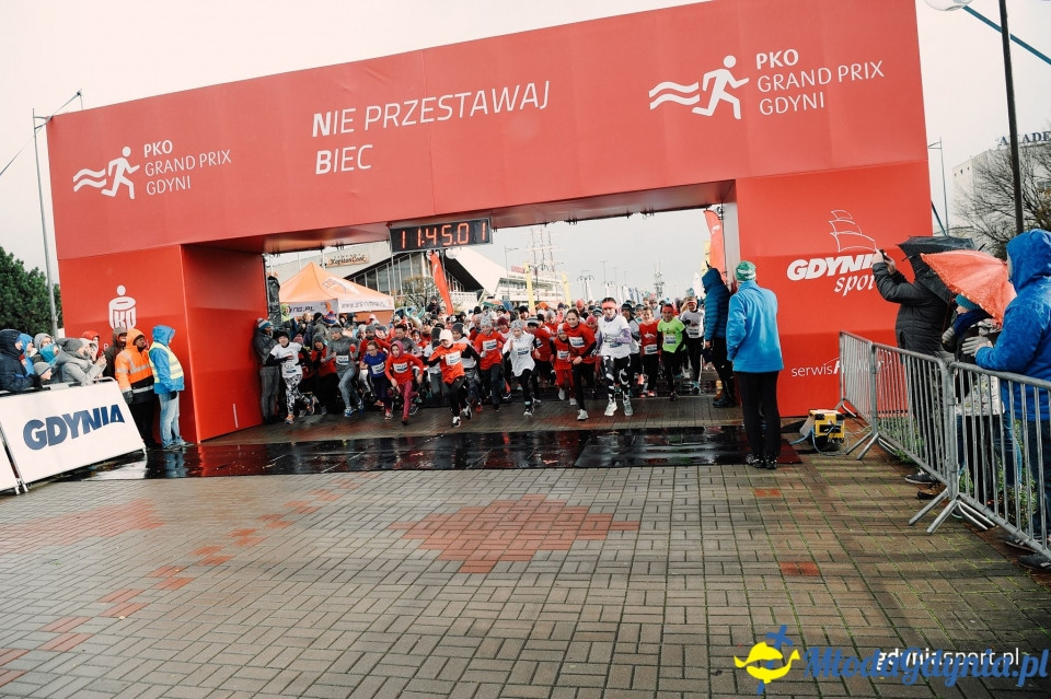 Starty młodzieżowe - Bieg Niepodległości z PKO Bankiem Polskim 2017 (I)