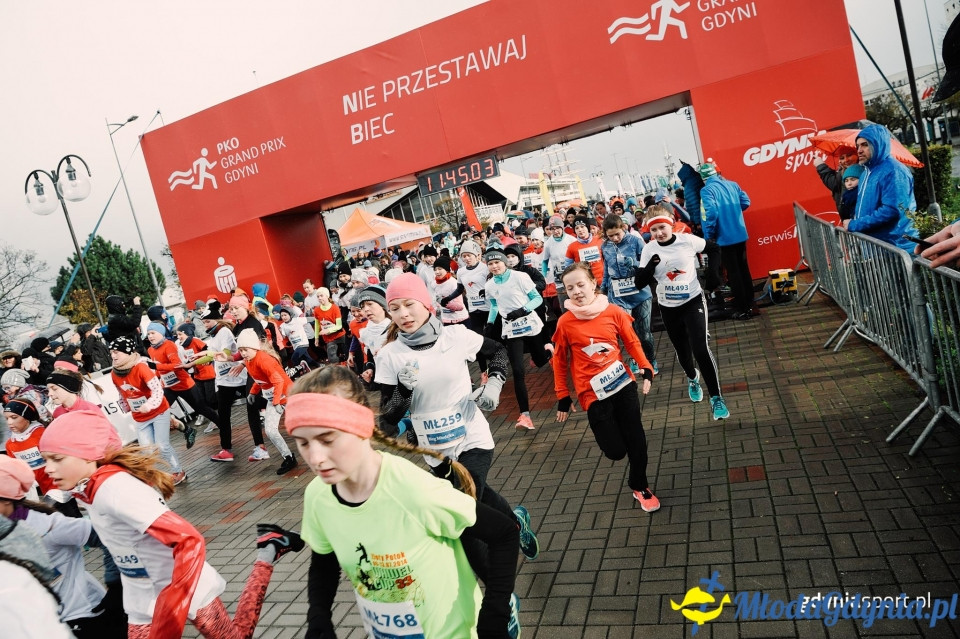 Starty młodzieżowe - Bieg Niepodległości z PKO Bankiem Polskim 2017 (I)