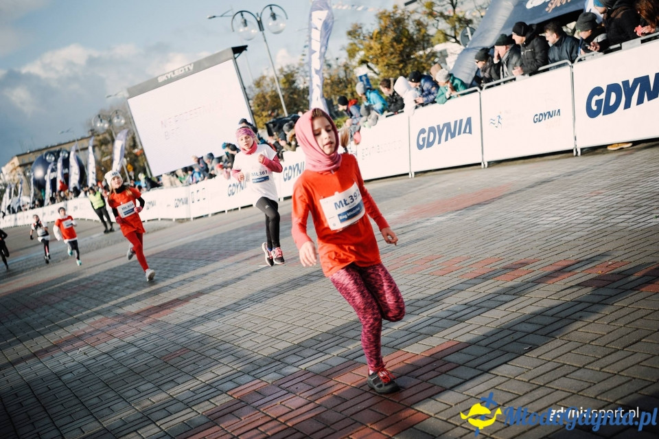 Starty młodzieżowe - Bieg Niepodległości z PKO Bankiem Polskim 2017 (I)