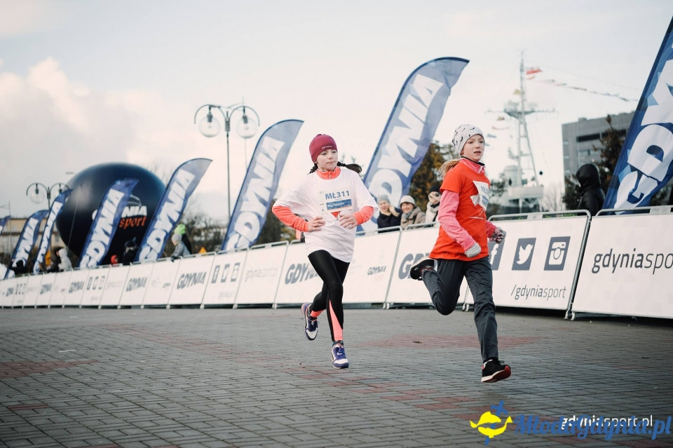 Starty młodzieżowe - Bieg Niepodległości z PKO Bankiem Polskim 2017 (II)