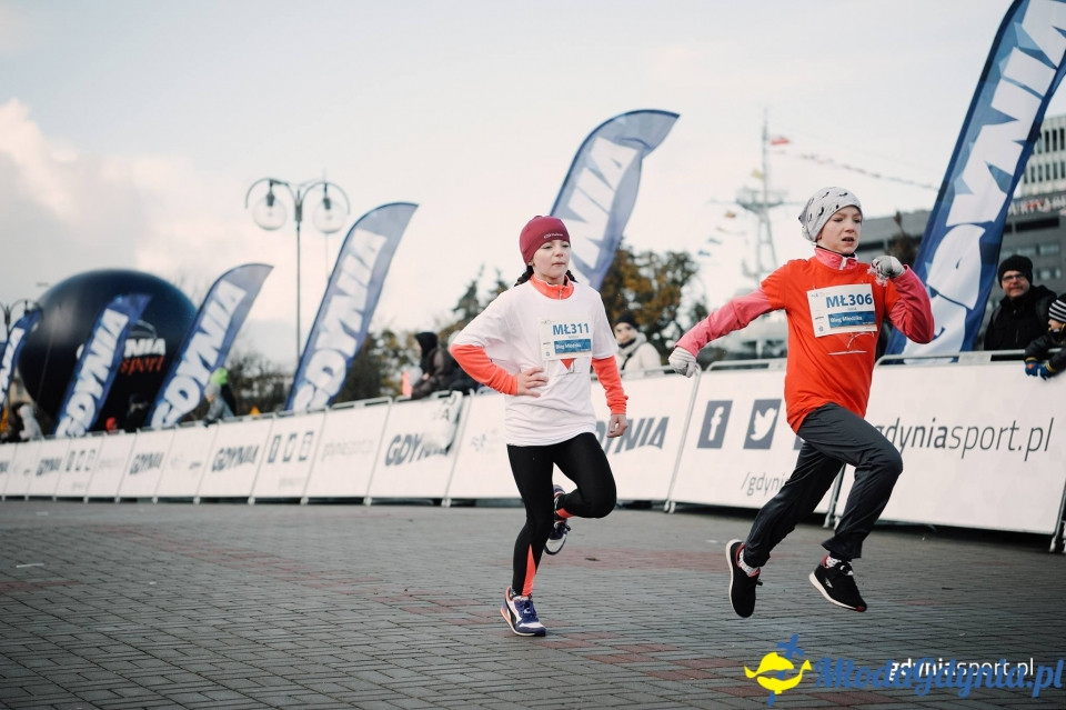 Starty młodzieżowe - Bieg Niepodległości z PKO Bankiem Polskim 2017 (II)