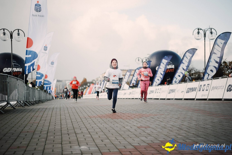Starty młodzieżowe - Bieg Niepodległości z PKO Bankiem Polskim 2017 (II)