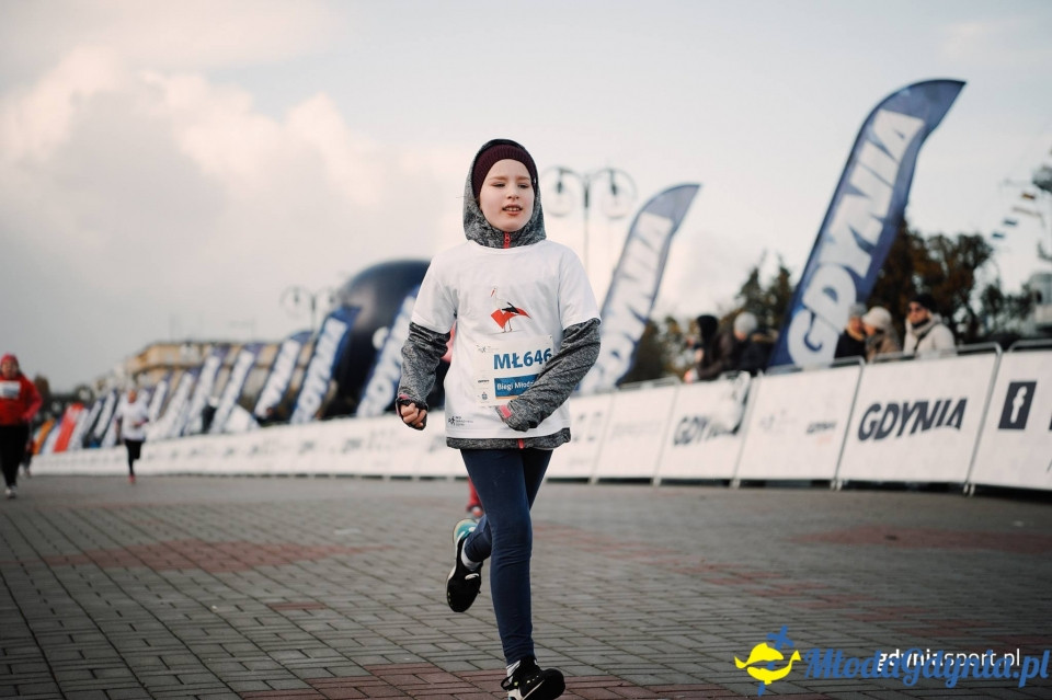 Starty młodzieżowe - Bieg Niepodległości z PKO Bankiem Polskim 2017 (II)