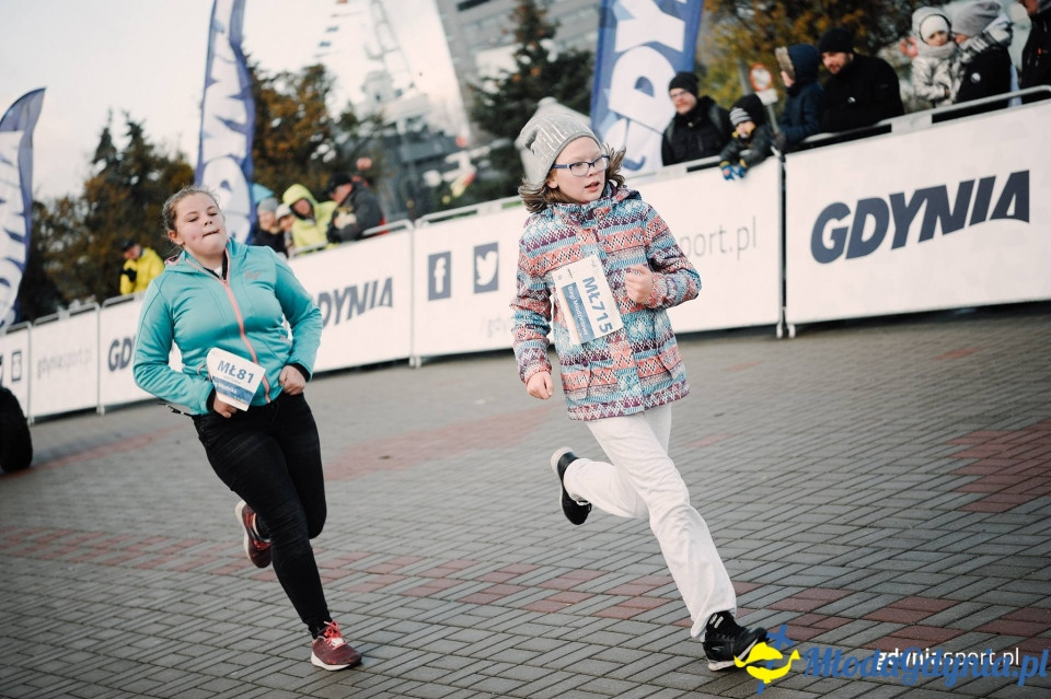 Starty młodzieżowe - Bieg Niepodległości z PKO Bankiem Polskim 2017 (II)