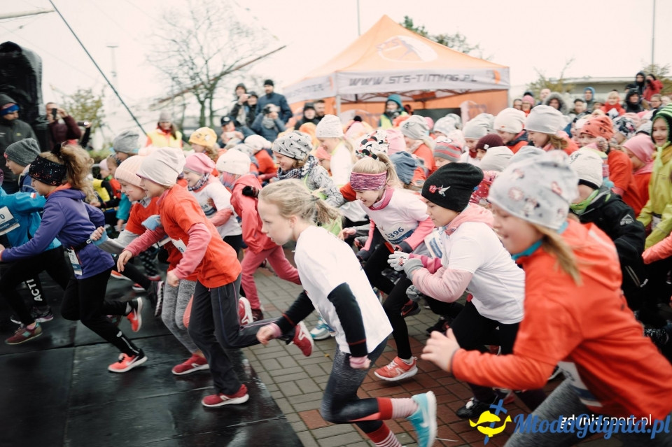 Starty młodzieżowe - Bieg Niepodległości z PKO Bankiem Polskim 2017 (II)