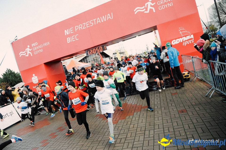 Starty młodzieżowe - Bieg Niepodległości z PKO Bankiem Polskim 2017 (II)